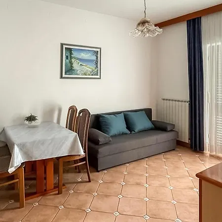 Beautiful In With Kitchen Apartament *